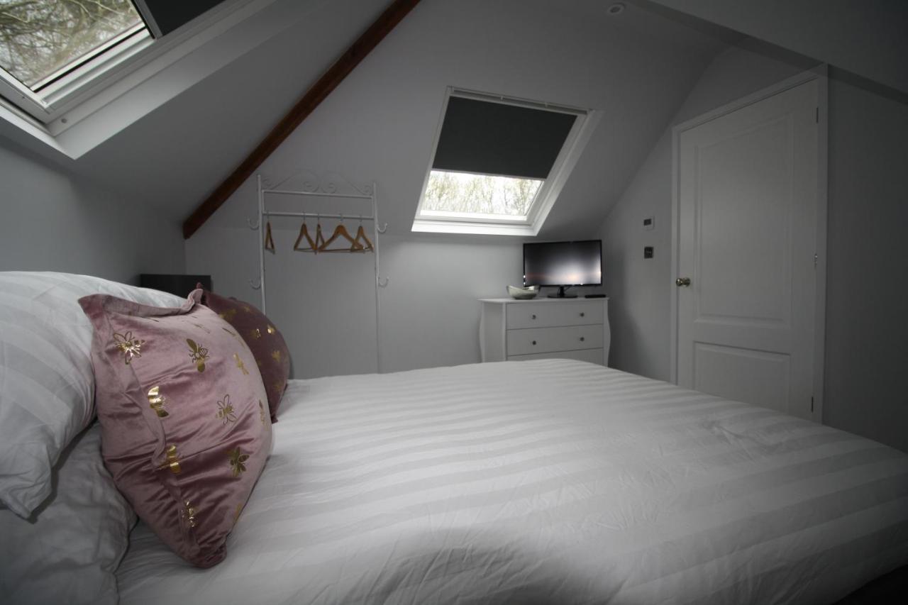 Ryefield Cottage - Luxurious Self-Catered Holiday Cottage With A Log Burner Chichester Exterior foto
