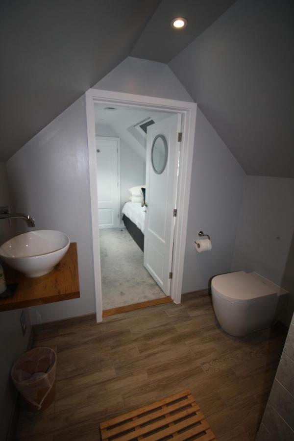 Ryefield Cottage - Luxurious Self-Catered Holiday Cottage With A Log Burner Chichester Exterior foto